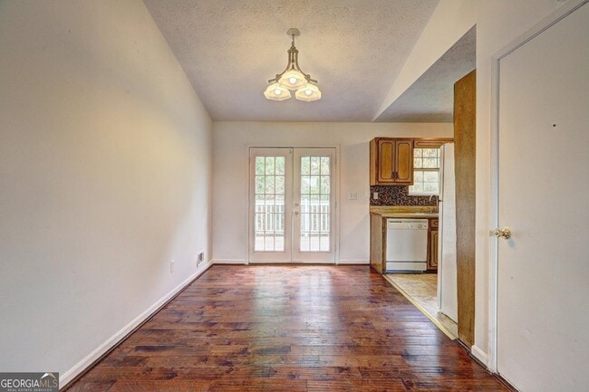 Building Photo - 1277 Iron Gate Blvd