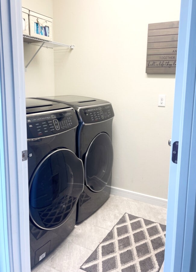 Building Photo - 5319 Sapling Sprout Dr