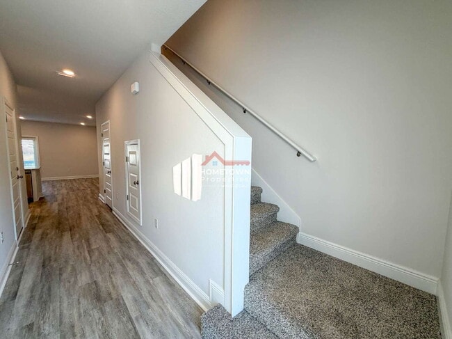 Building Photo - 714 Giese Ln