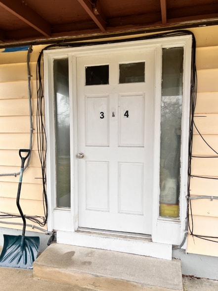 Building Photo - 2 Albert Ln