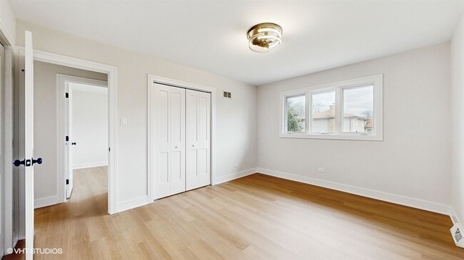 Building Photo - 15405 Tulip Ct