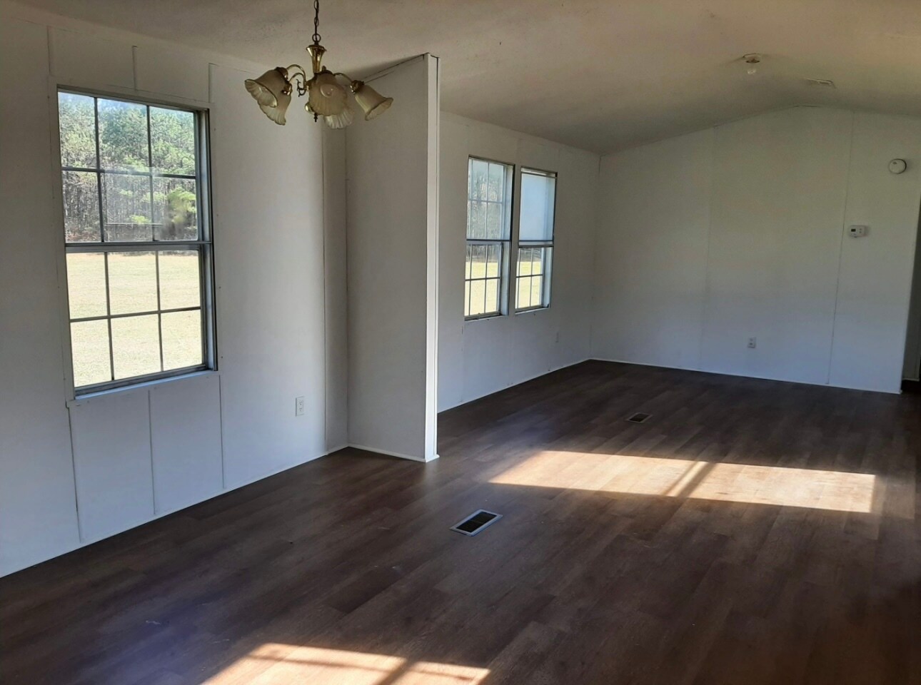 Building Photo - 189 Wild Forest Ln