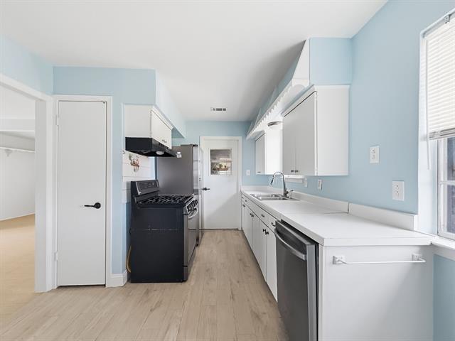 Building Photo - 617 Rosewood Hills Dr