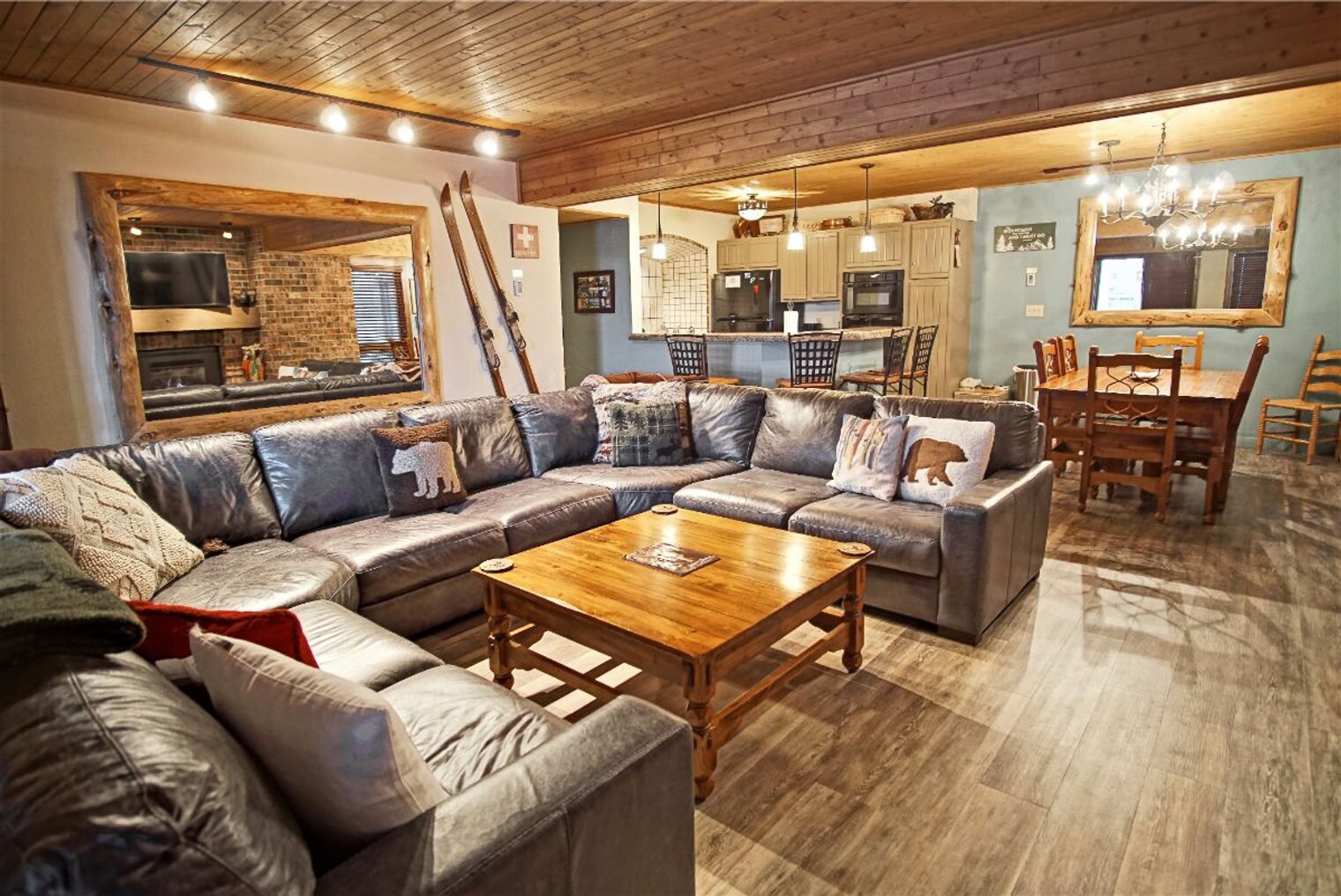 Building Photo - 2286 Apres Ski Way