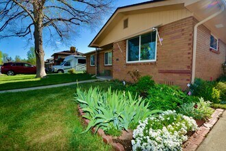 Building Photo - 5440 Nolan St