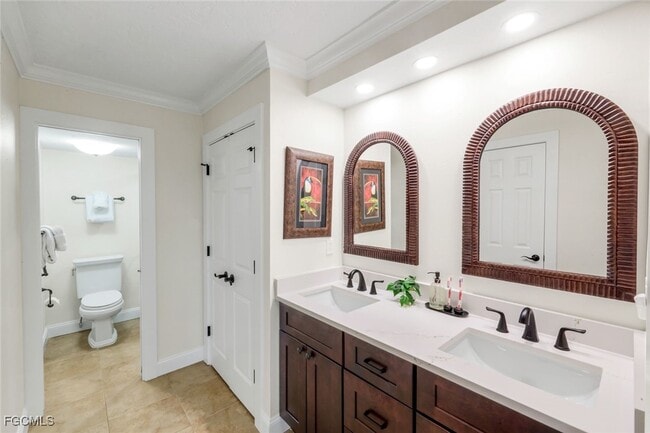 Building Photo - 2445 W Gulf Dr