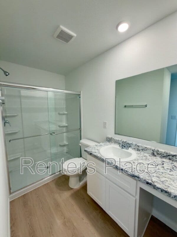 Building Photo - 1111 Raven Dr