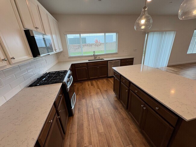 Building Photo - Lennar Built 2 story home coming soon!