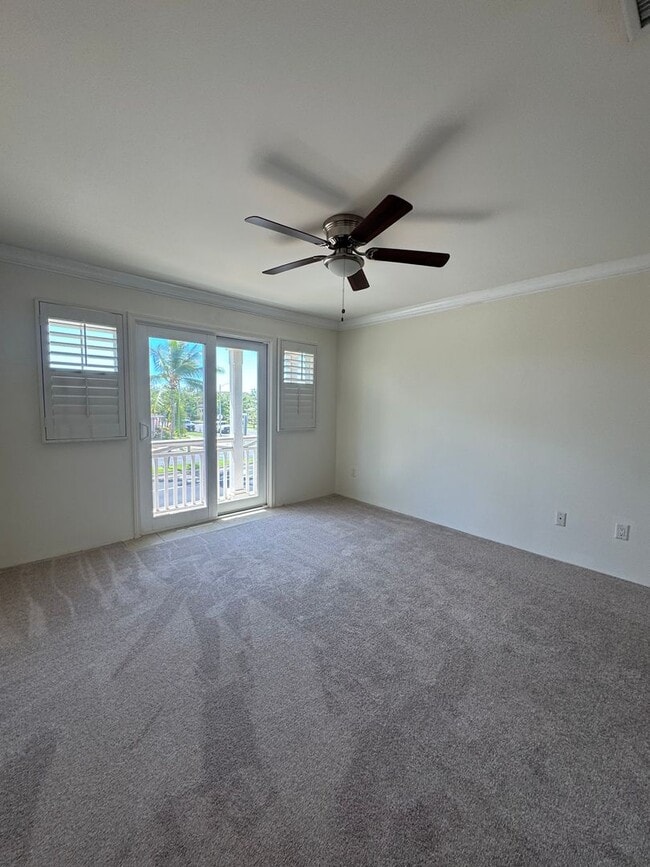 Building Photo - Stunning  3-Bedroom/2.5-Bath - $4000.00 Lo...