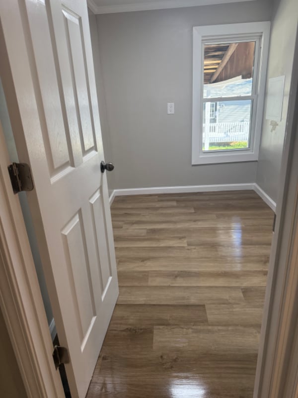 Building Photo - 103 Ellis St SW