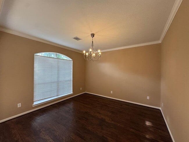 Building Photo - 24423 Hampton Lakes Dr