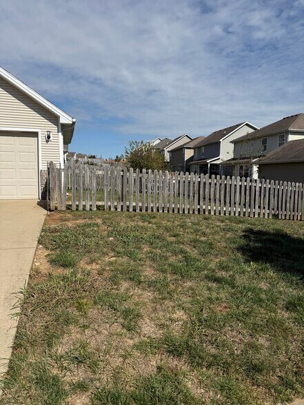 Building Photo - 256 Old Woolen Mill Ln