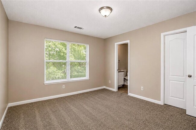 Building Photo - 2254 Bigwood Trail