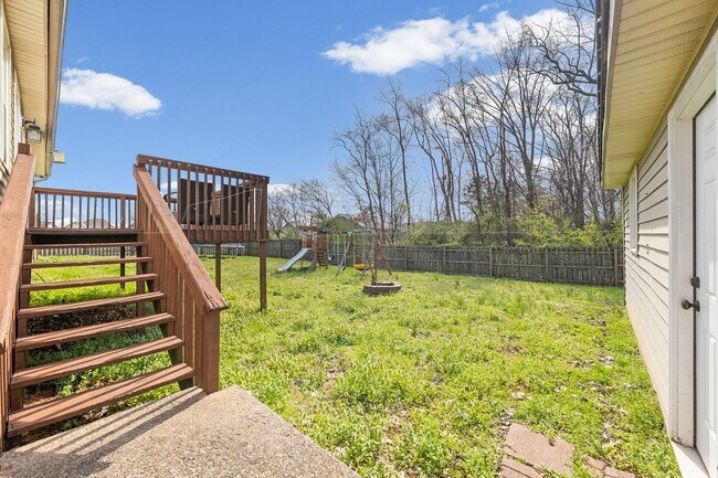 Building Photo - 2701 E Copeland Ct