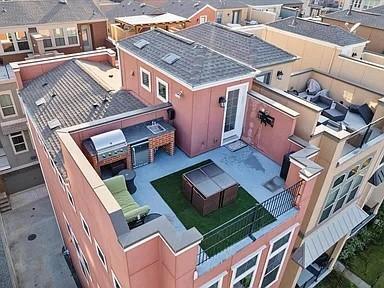 Building Photo - 1390 Arch Pl