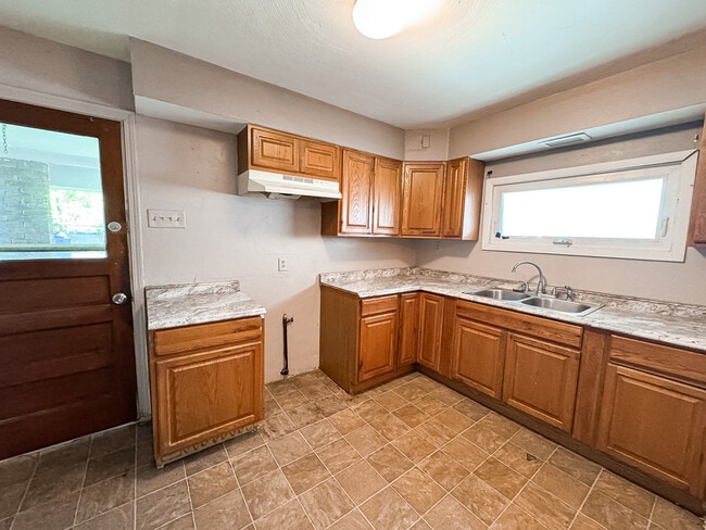 Building Photo - 4719 3rd St