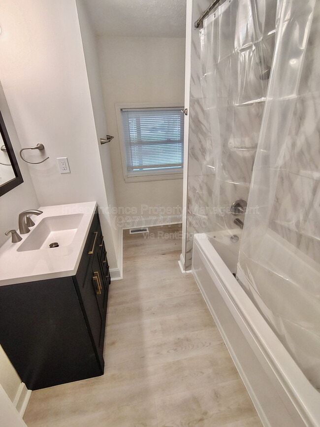 Building Photo - 4402 Pine Brook Ct