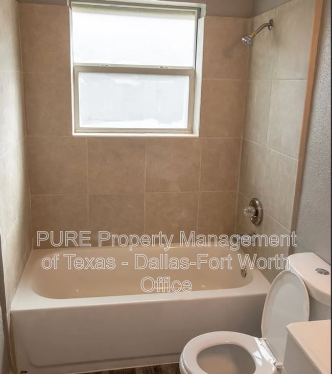 Building Photo - 641 Gallant Fox Dr