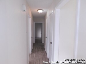 Building Photo - 923 Spring Park St