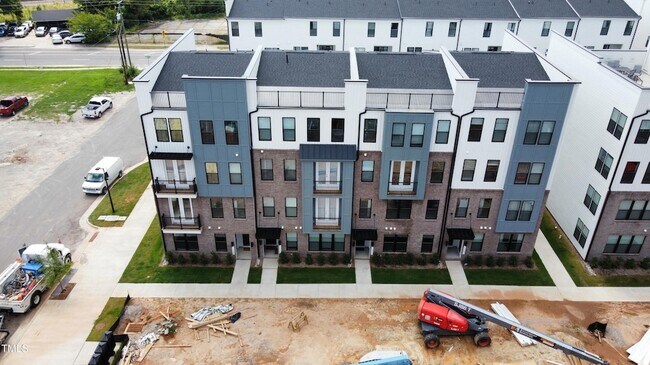 Building Photo - 1259 Shaw View Aly
