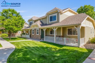 Building Photo - Students Welcome! Charming 4 Bedroom 4 Bathroom Townhome in Desirable West Fort Collins!