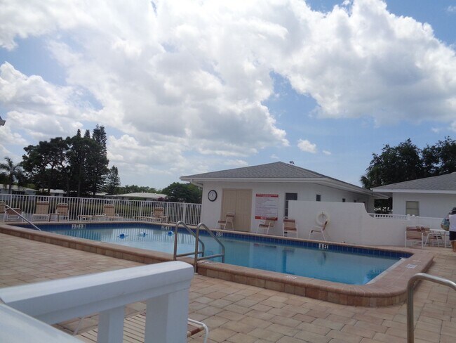 Building Photo - 2BR/2BA Detached Villa near the Atlanta Braves Stadium!