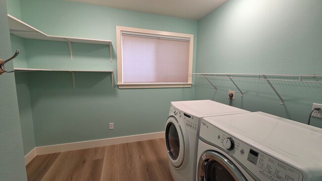Building Photo - 5977 Scotswood Ct