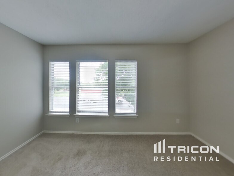 Building Photo - 1026 Quail Valley Dr