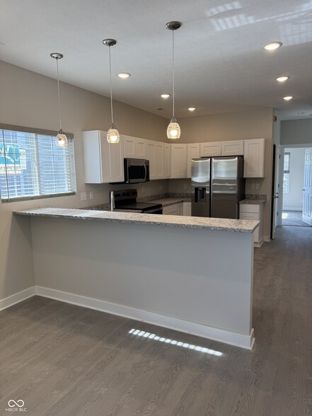 Building Photo - 226 N Randolph St