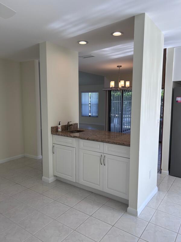 Building Photo - 4195 Birchwood Dr