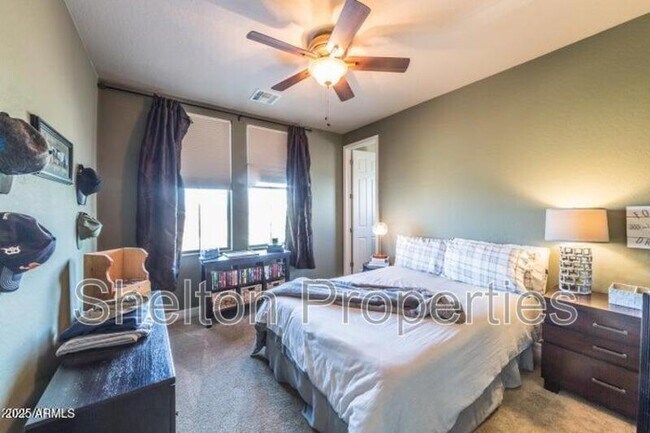 Building Photo - 3779 N Denny Way