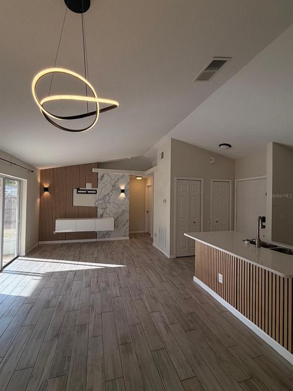 Building Photo - 15336 Margaux Dr