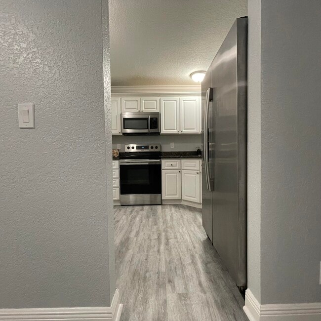 Building Photo - 3427 NW 47th Ave