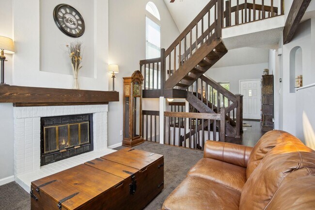 Building Photo - 7950 S Garrison Ct