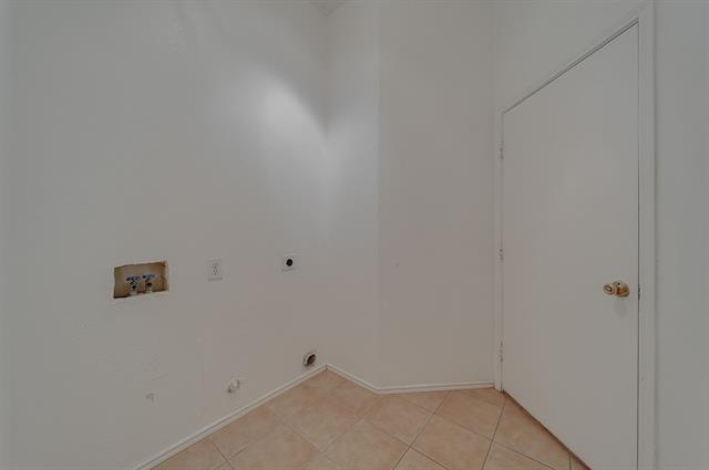 Building Photo - 10617 Memphis Dr