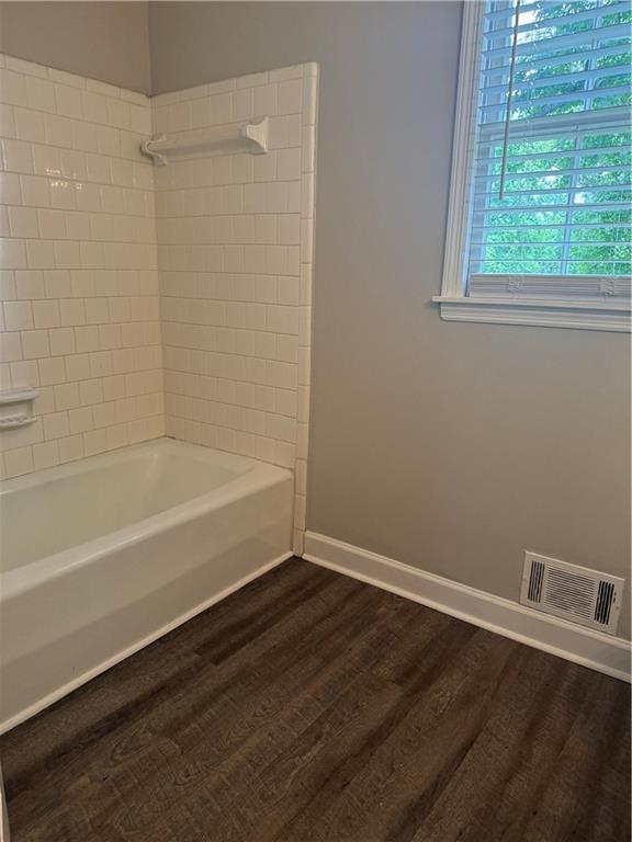 Building Photo - 2830 Idlewood Dr