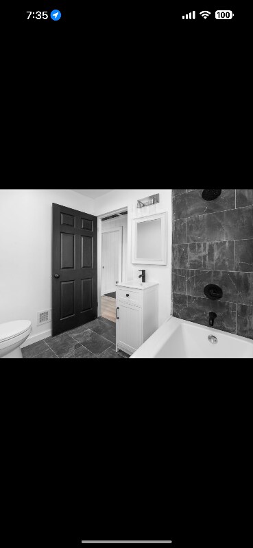 Building Photo - 1420 McClure St