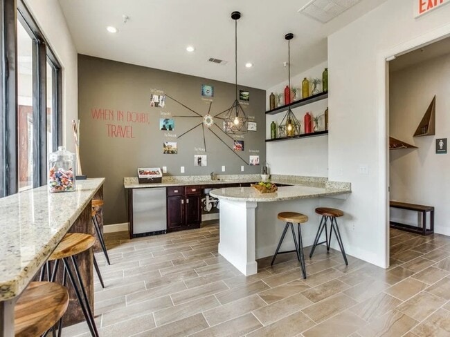 Building Photo - 14722 Nacogdoches Rd