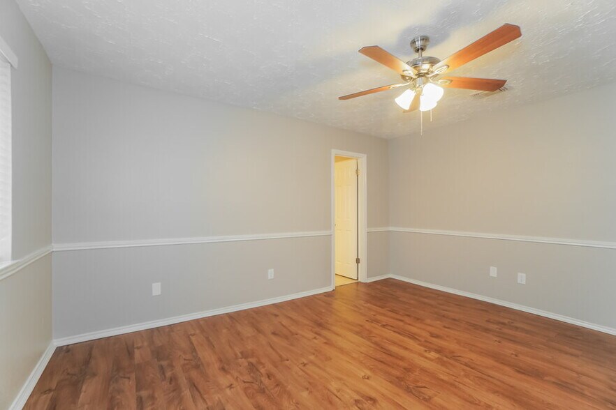 Building Photo - 18014 Glenledi Dr