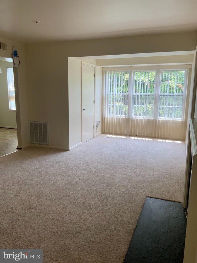 Building Photo - 14905 Cleese Ct