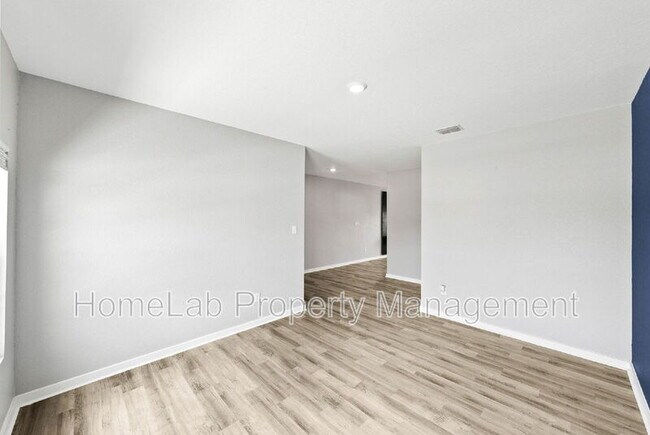 Building Photo - 5410 Coral Valley