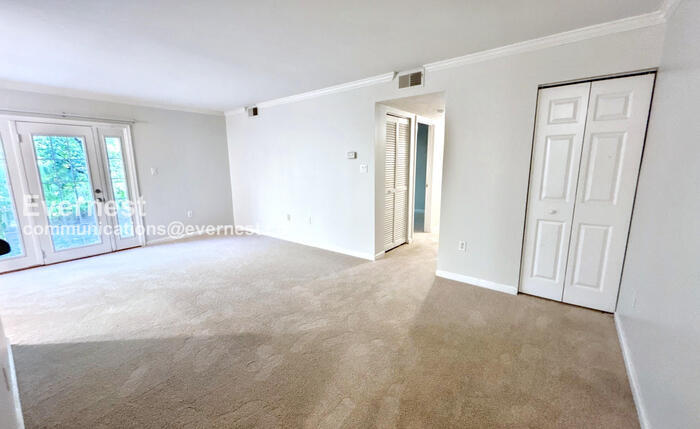 Building Photo - 15522 Horseshoe Ln