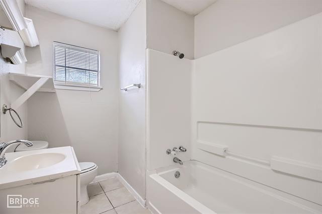 Building Photo - 1102 Jefferson St