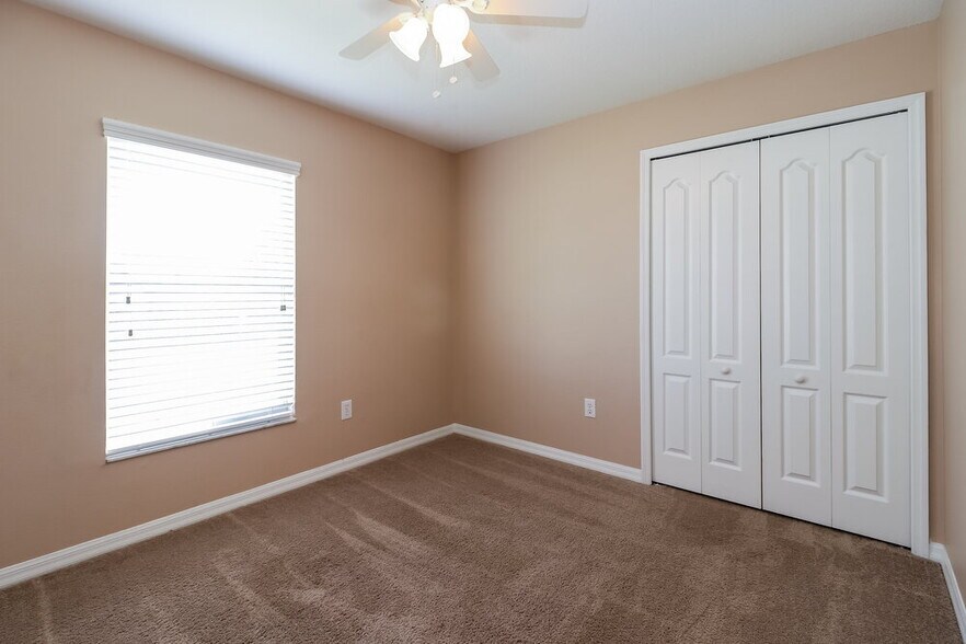 Building Photo - 30800 Birdhouse Dr