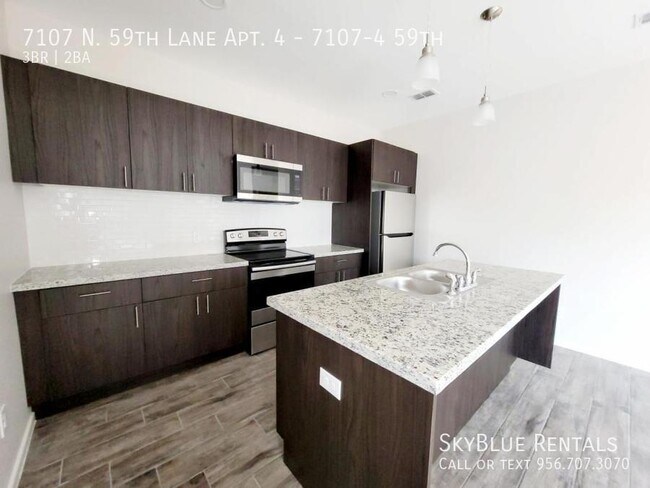 Building Photo - 7107 N 59th Ln