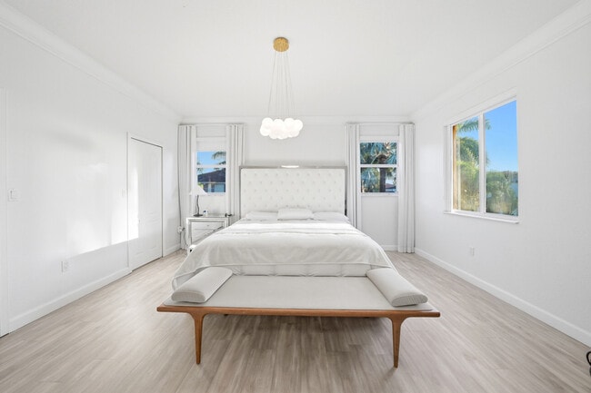 Building Photo - 16372 SW 62nd Ter