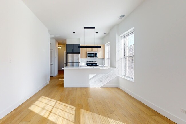 Floorplan - 5411-5421 S. Ellis Avenue