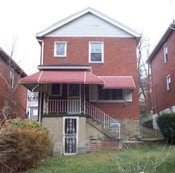 Building Photo - 653 Seagirt St