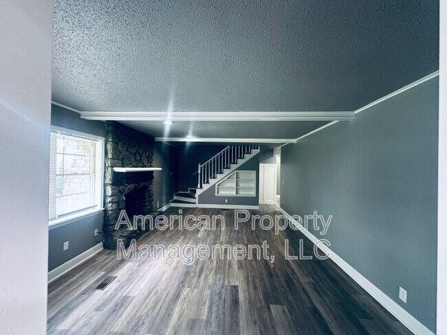 Building Photo - 7050 E 71st Ct