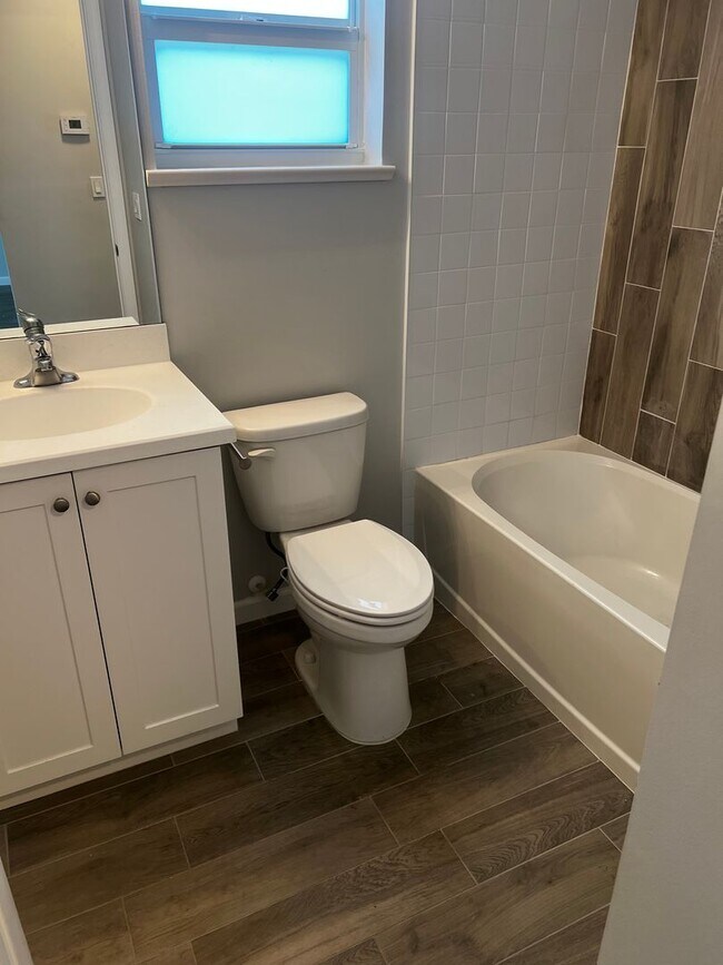 Building Photo - CHARMING 3 BEDROOM, 2 BATH HOME BUILT IN 2022 IN EAST STUART